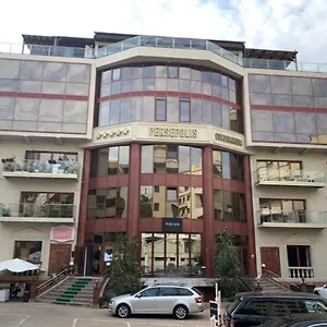  Apartament Persepolis
